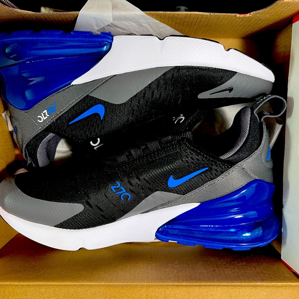 Brand new Nike Ai Max 270 Sneakers